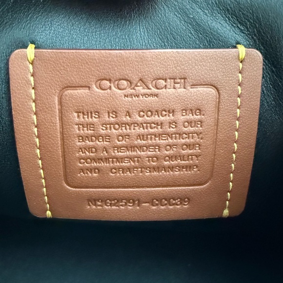 Coach Slouchy Rogue black - Picture 9 of 13